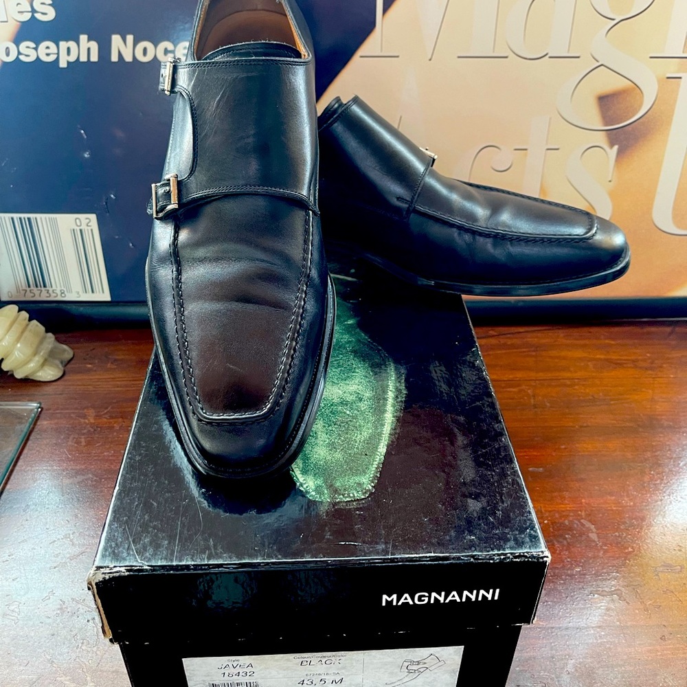 Black Leather Double Monk Straps by Magnanni Size 10 1/2 in good condition.